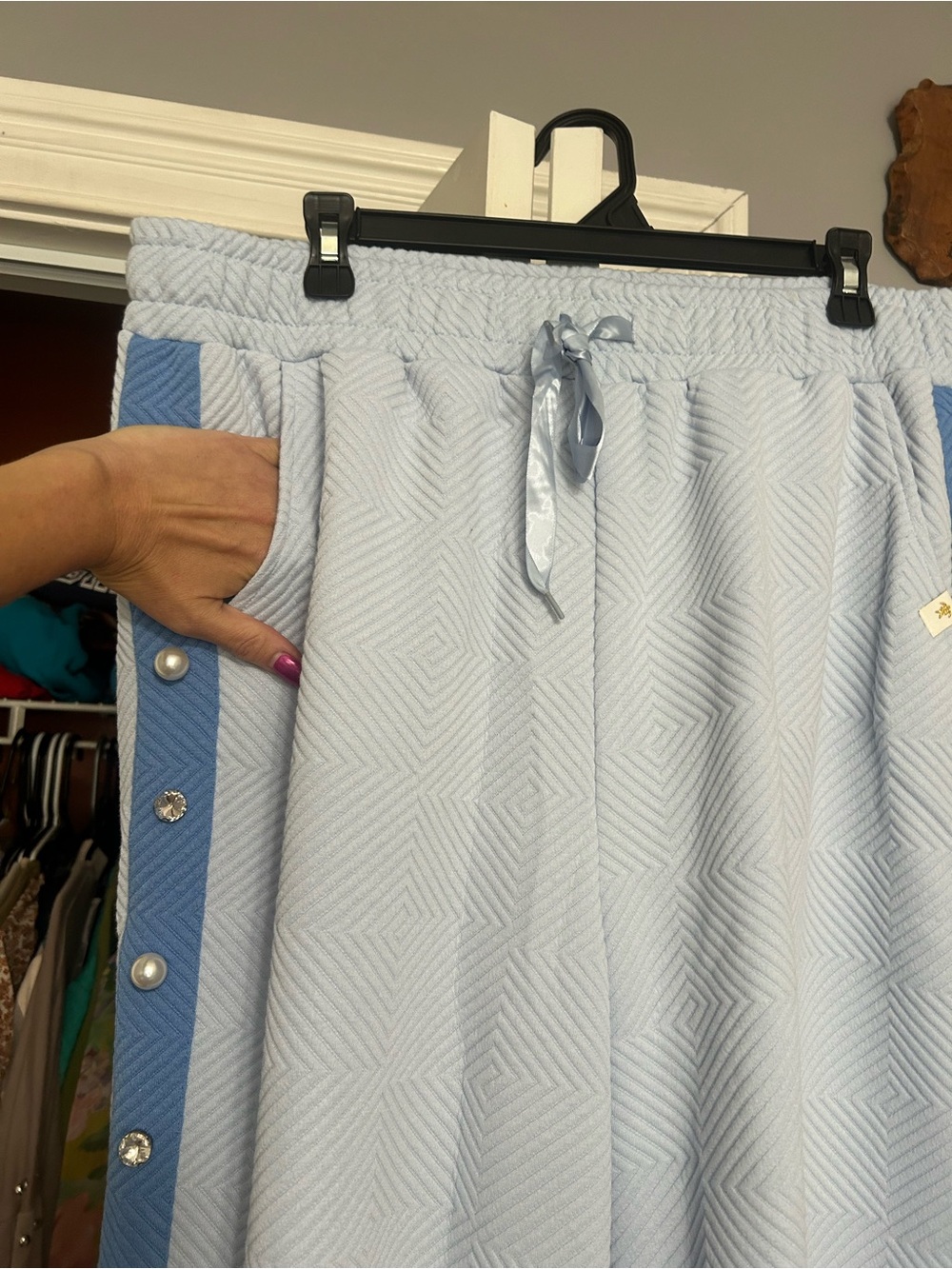 Simply Southern Blue Pants with Beautiful pearl & rhinestone embellishments XXL - Picture 6 of 6
